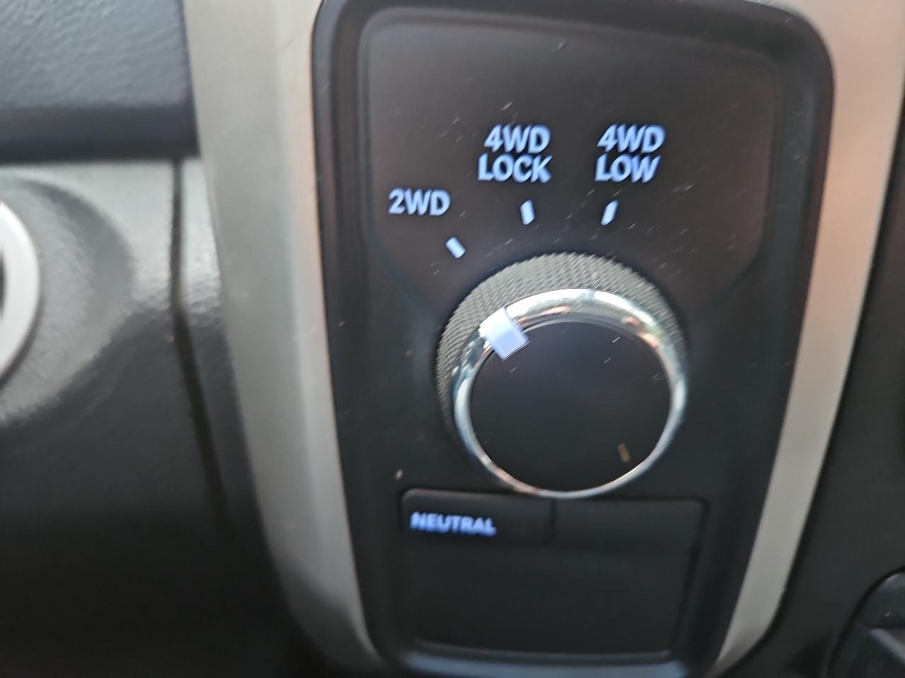 RAM 2500 4WD Crew Cab 149" SLT 2014