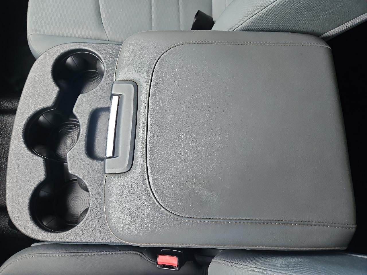 RAM 2500 4WD Crew Cab 149" SLT 2014