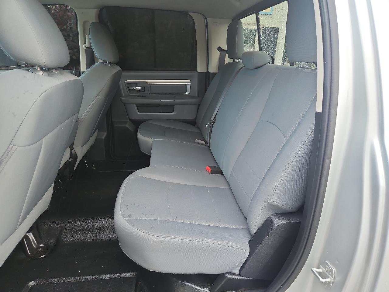 RAM 2500 4WD Crew Cab 149" SLT 2014