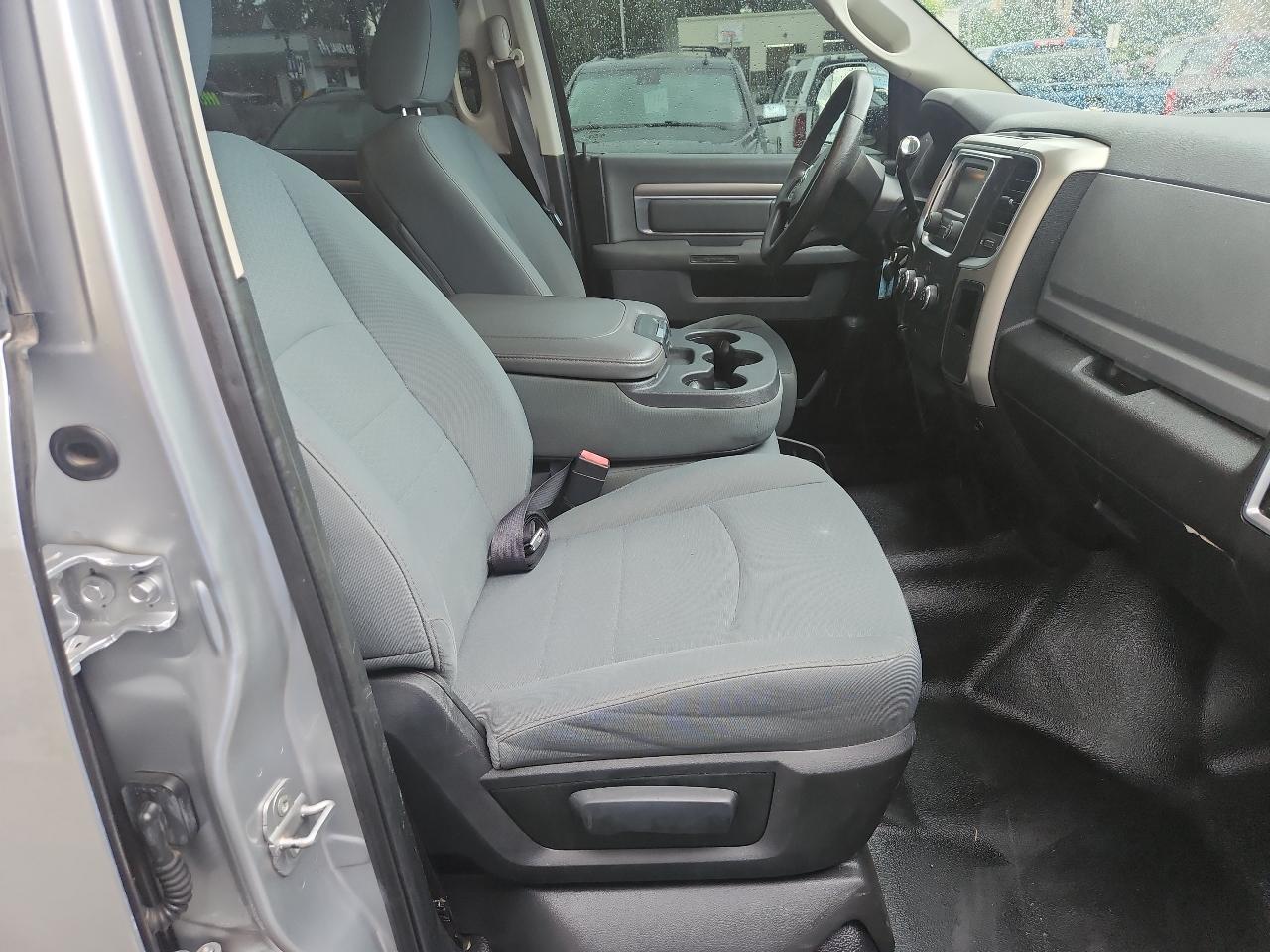 RAM 2500 4WD Crew Cab 149" SLT 2014