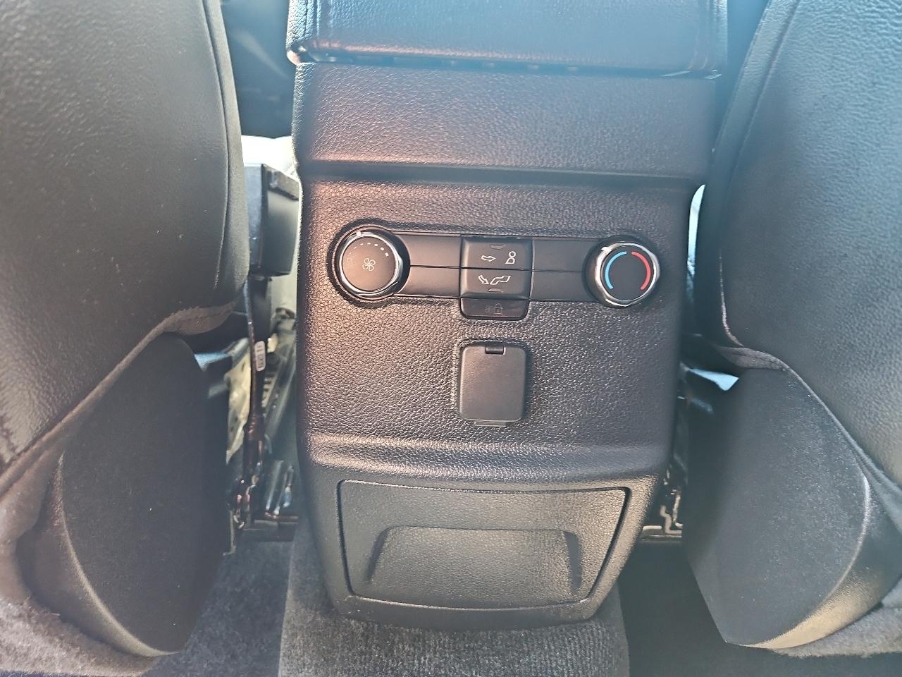 Ford Explorer 4WD 4dr XLT 2016
