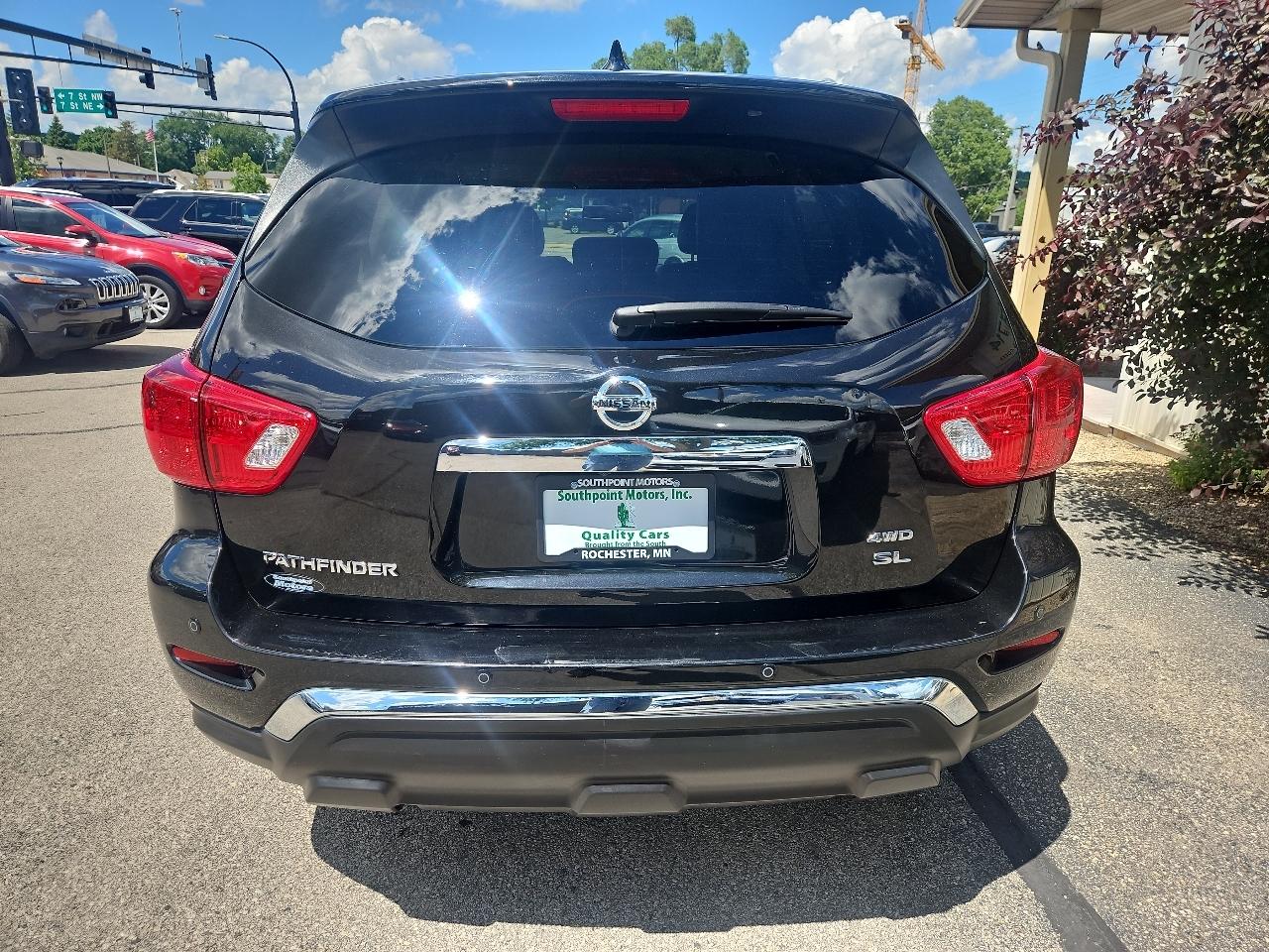 Nissan Pathfinder 4x4 SL 2020
