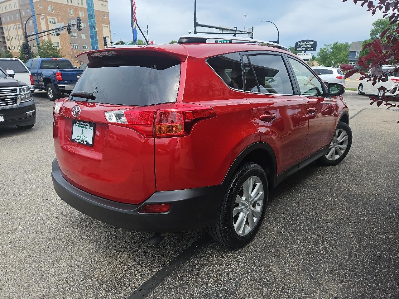 Toyota RAV4 AWD 4dr Limited (Natl) 2013