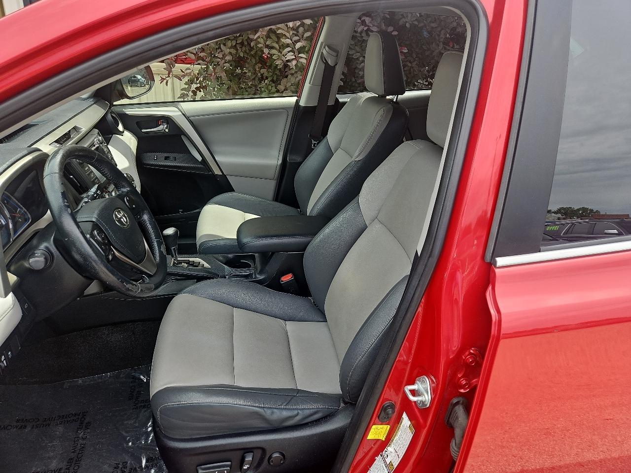 Toyota RAV4 AWD 4dr Limited (Natl) 2013
