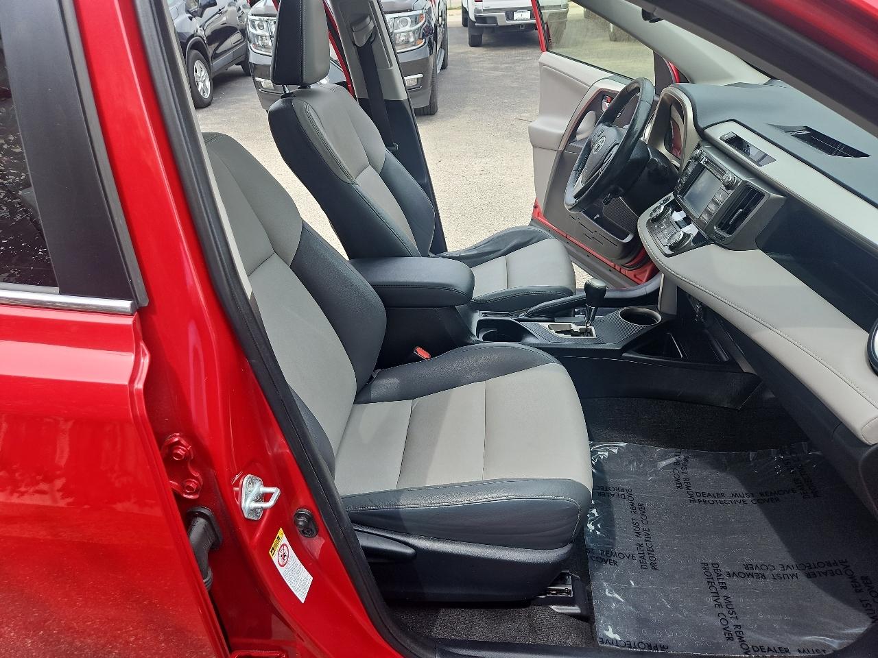 Toyota RAV4 AWD 4dr Limited (Natl) 2013
