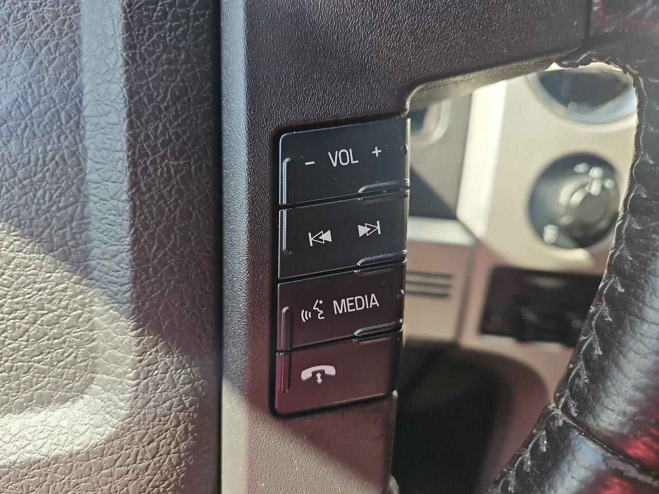 Ford F-150 4WD SuperCrew 145" King Ranch 2013