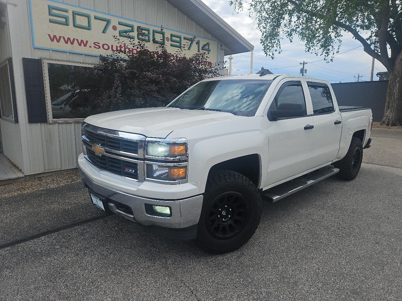 2014 Chevrolet Silverado 1500 4WD Crew Cab 143.5" LT w/2LT