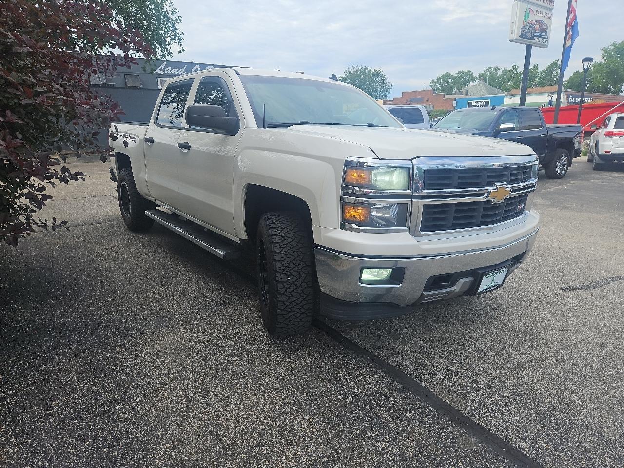 Chevrolet Silverado 1500 4WD Crew Cab 143.5" LT w/2LT 2014