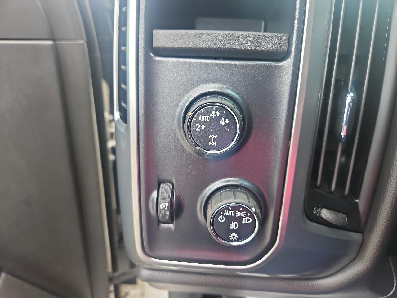 Chevrolet Silverado 1500 4WD Crew Cab 143.5" LT w/2LT 2014