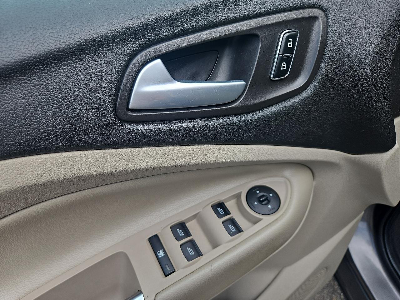 Ford Escape 4WD 4dr SE 2014