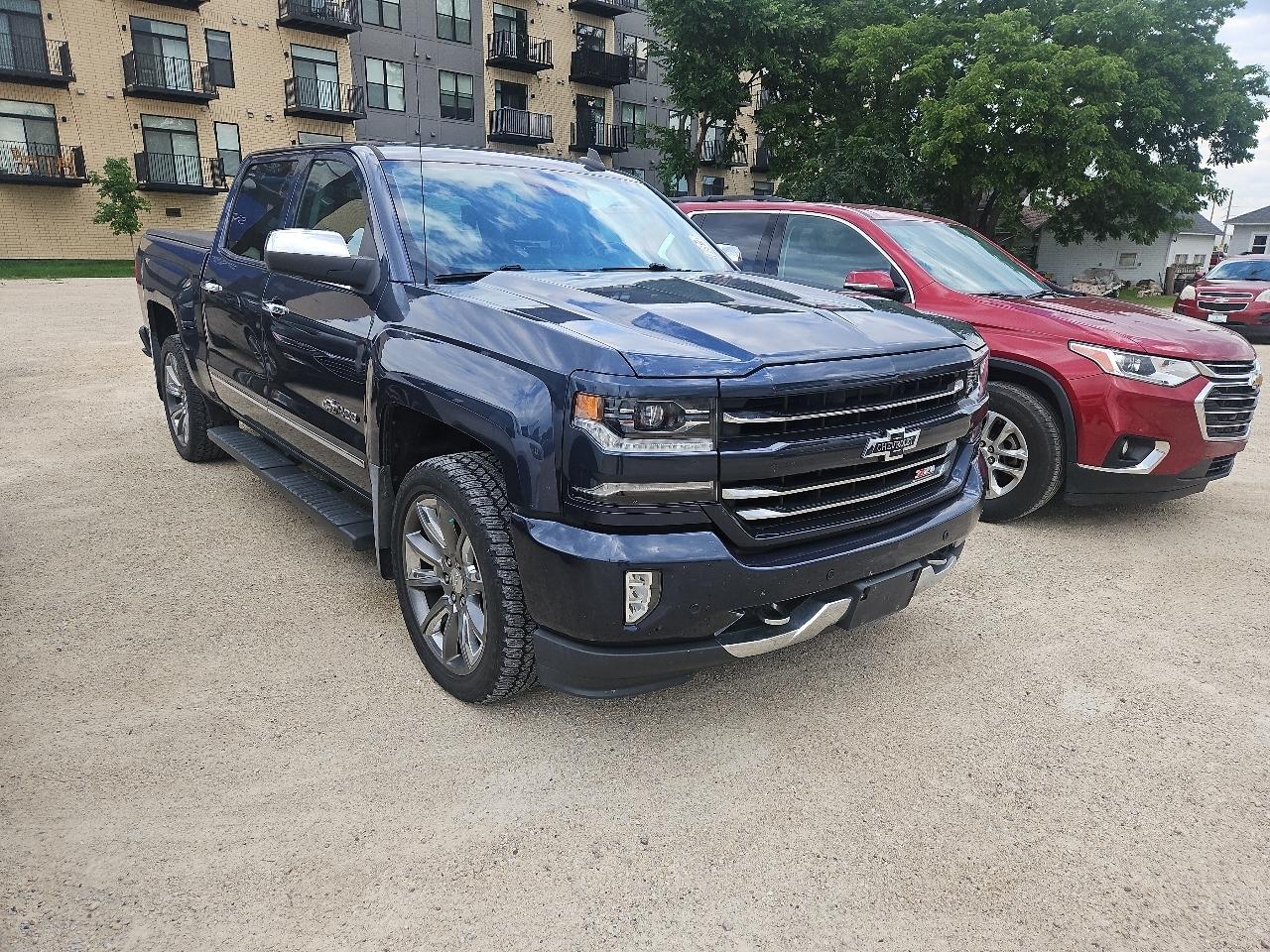 Chevrolet Silverado 1500 4WD Crew Cab 143.5" LTZ w/2LZ 2018