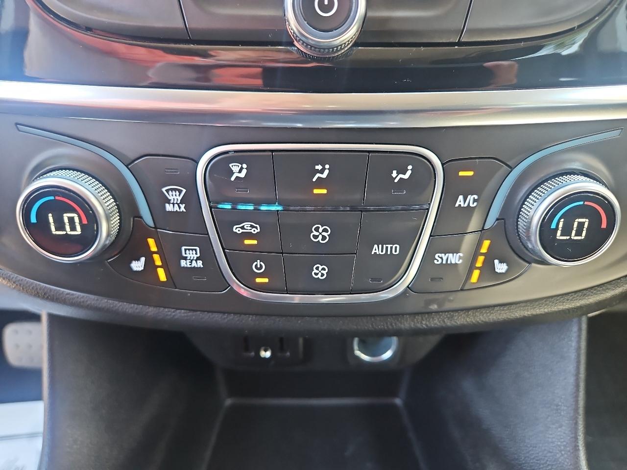 Chevrolet Traverse AWD 4dr LT Cloth w/1LT 2019