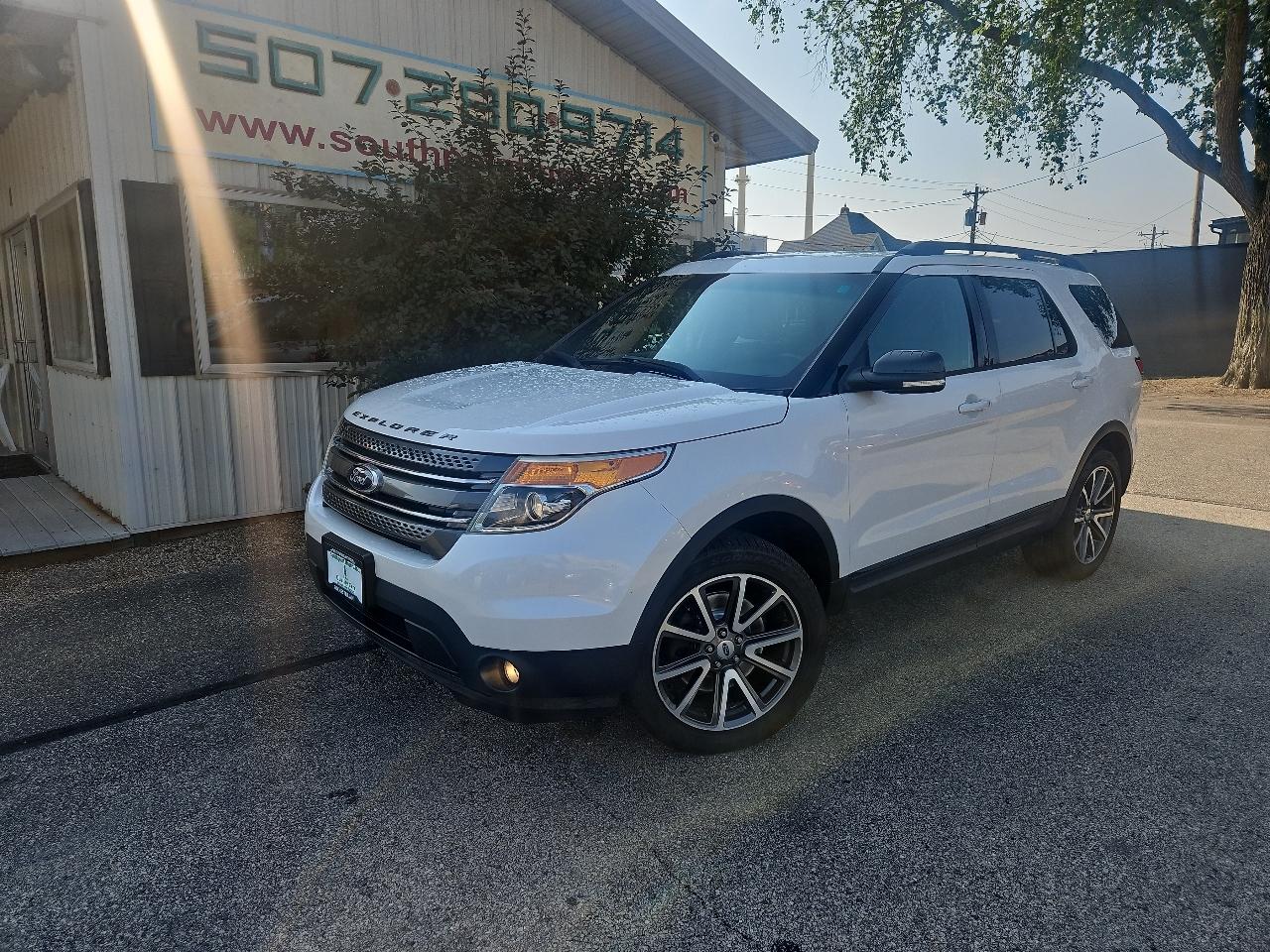 2015 Ford Explorer 4WD 4dr XLT