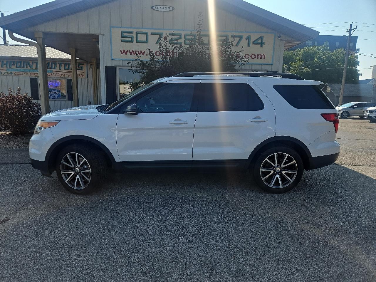 Ford Explorer 4WD 4dr XLT 2015