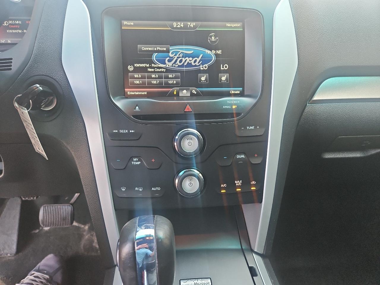 Ford Explorer 4WD 4dr XLT 2015