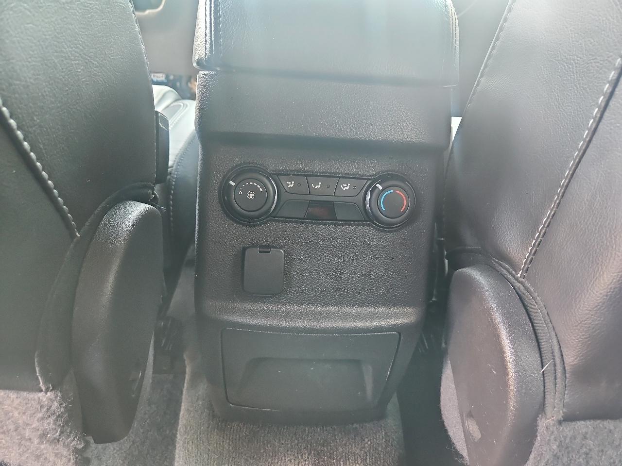 Ford Explorer 4WD 4dr XLT 2015