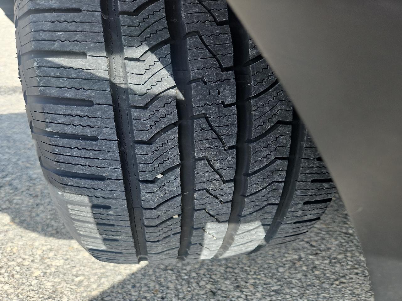 Ford Explorer 4WD 4dr Base 2014