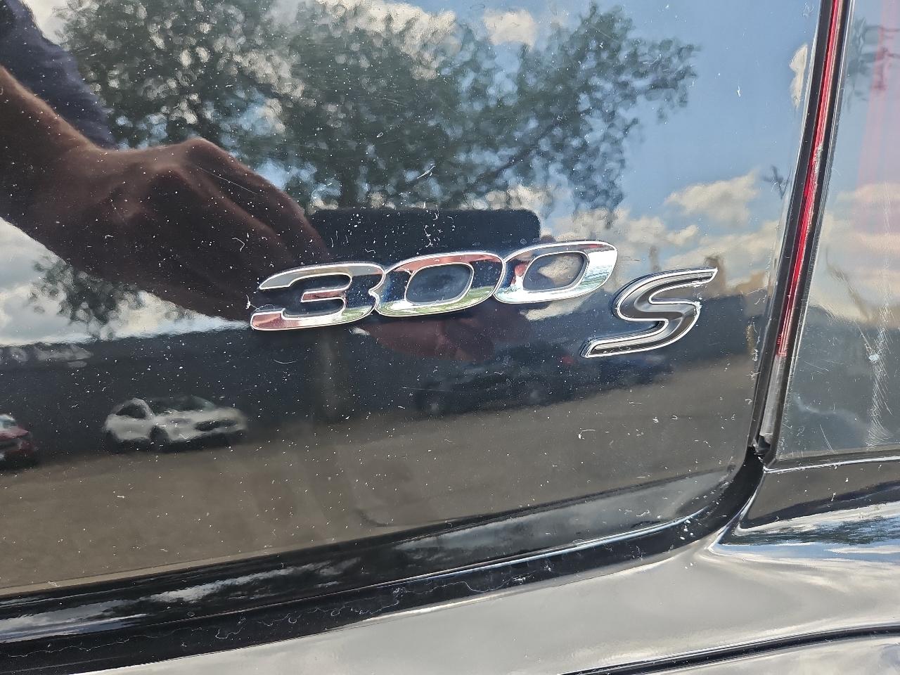 Chrysler 300 300S AWD 2017