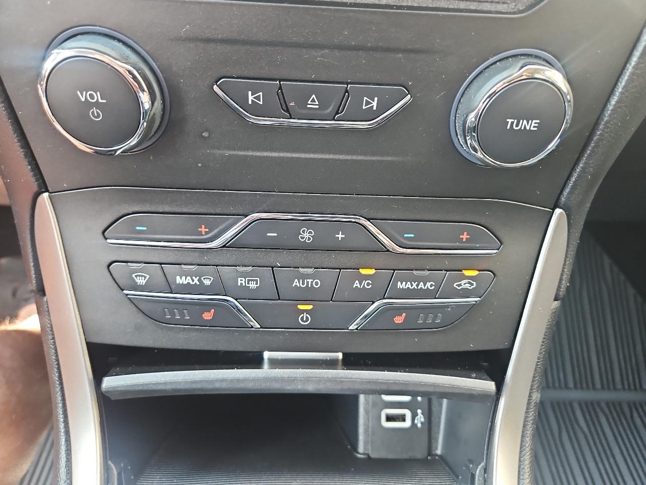 Ford Edge SEL AWD 2018