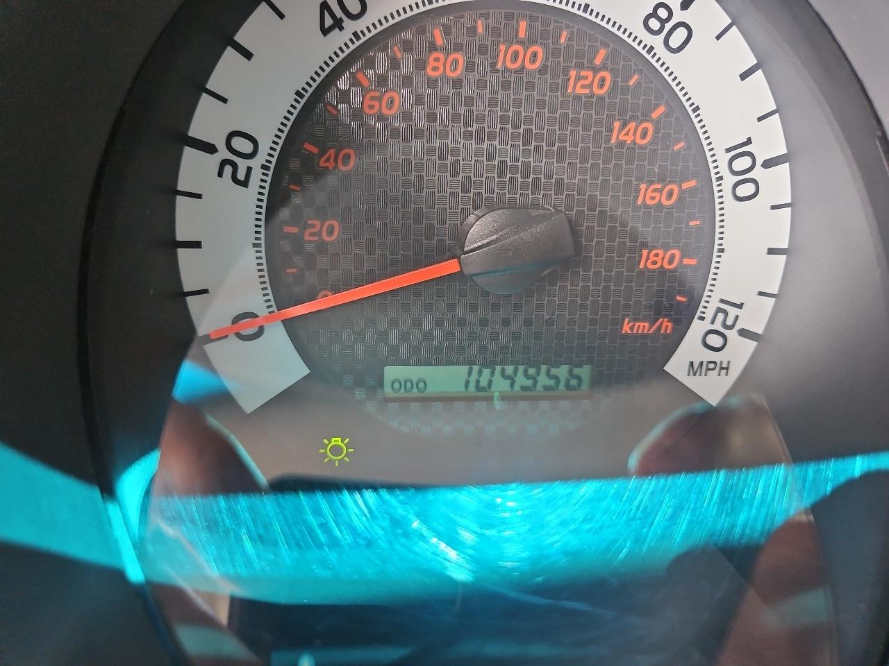 Toyota Tacoma 4WD Double Cab LB V6 AT (Natl) 2015