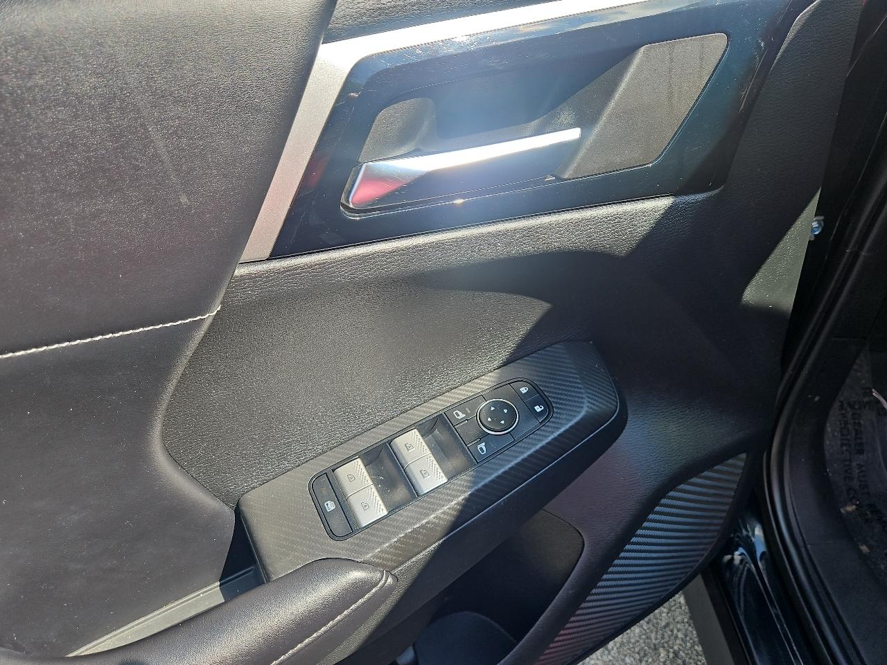 Mitsubishi Outlander SE Launch Edition S-AWC 2022