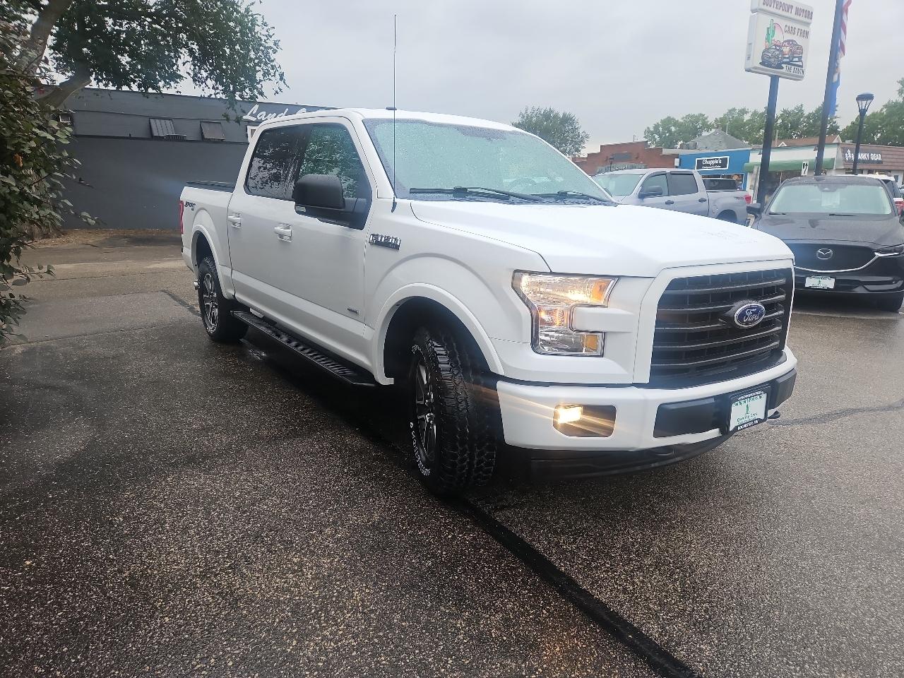 Ford F-150 XLT SuperCrew Short Box 4WD 2017