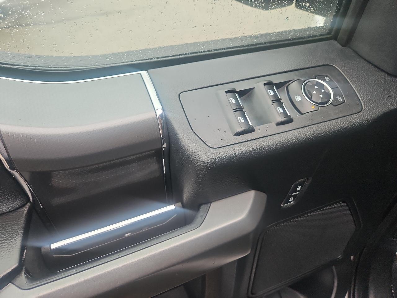 Ford F-150 XLT SuperCrew Short Box 4WD 2017