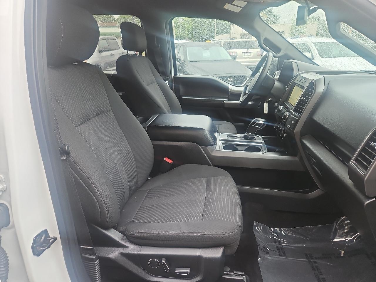 Ford F-150 XLT SuperCrew Short Box 4WD 2017