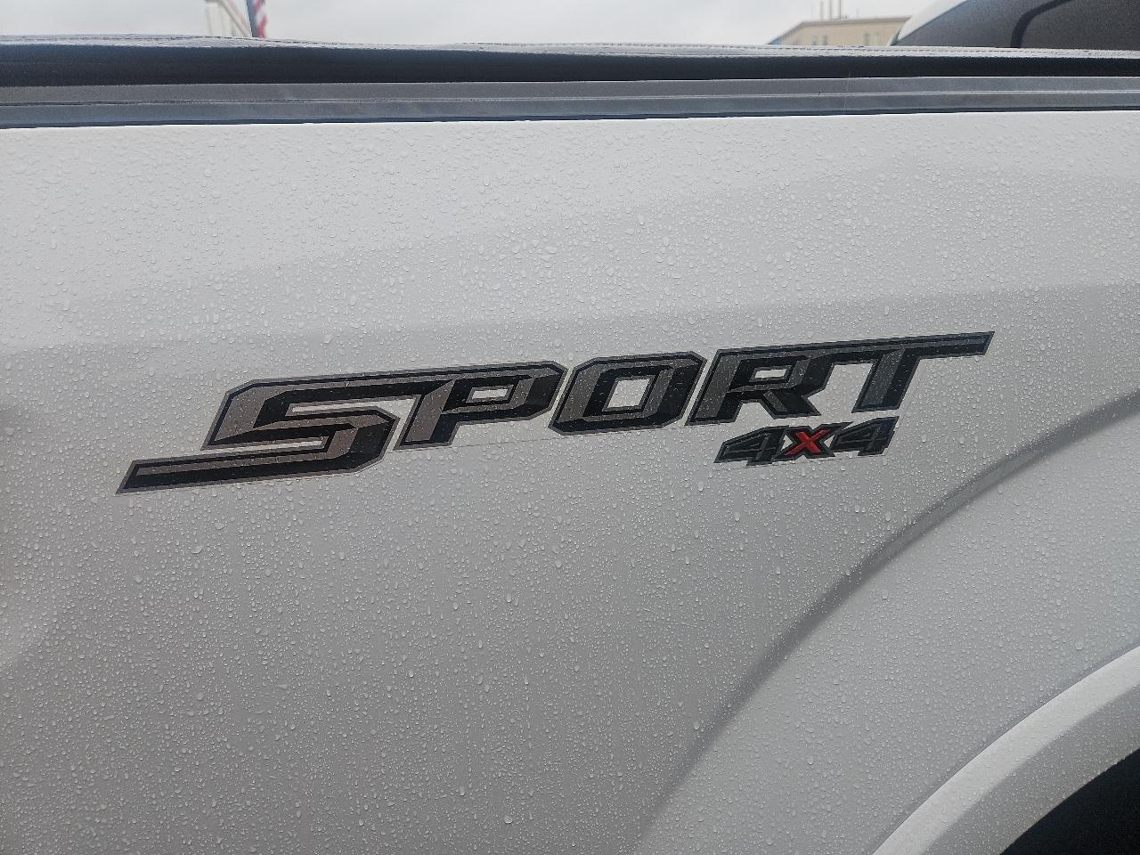 Ford F-150 XLT SuperCrew Short Box 4WD 2017