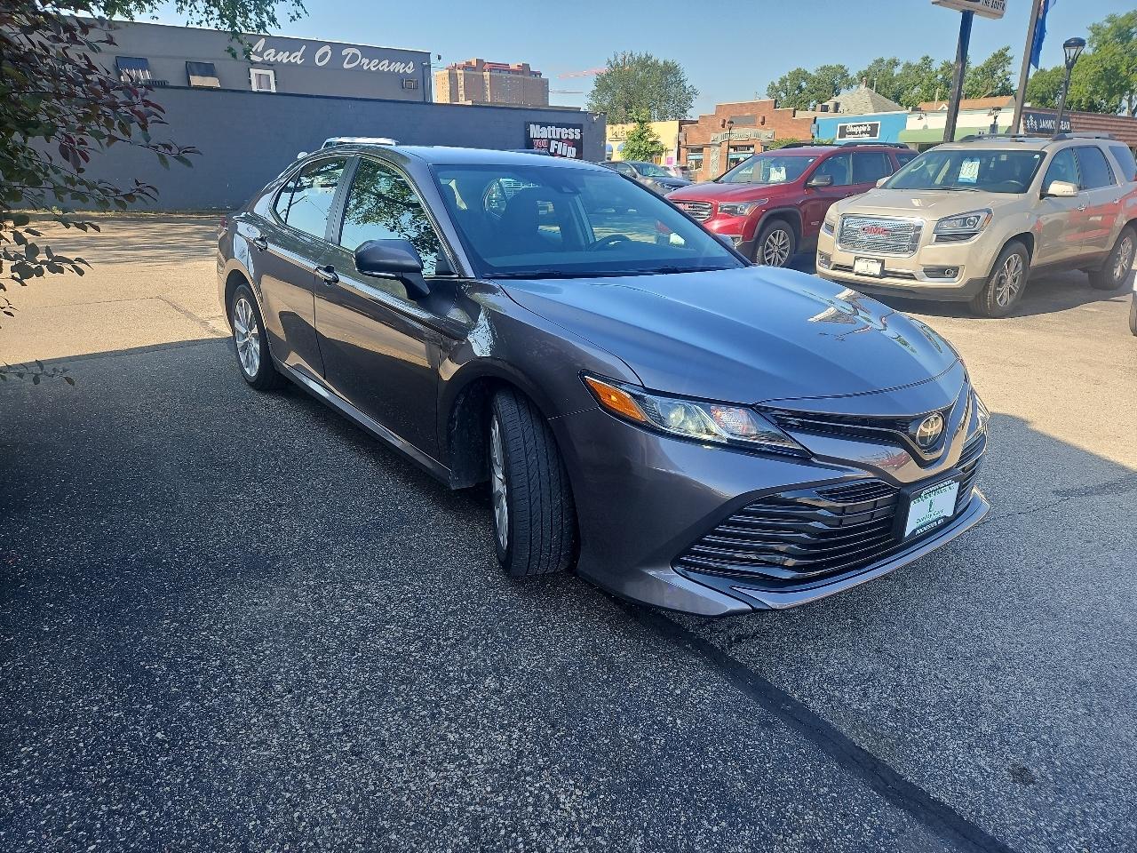 Toyota Camry LE Auto AWD (Natl) 2020