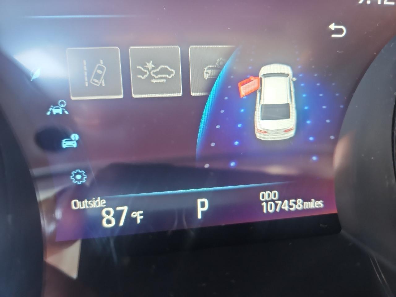 Toyota Camry LE Auto AWD (Natl) 2020
