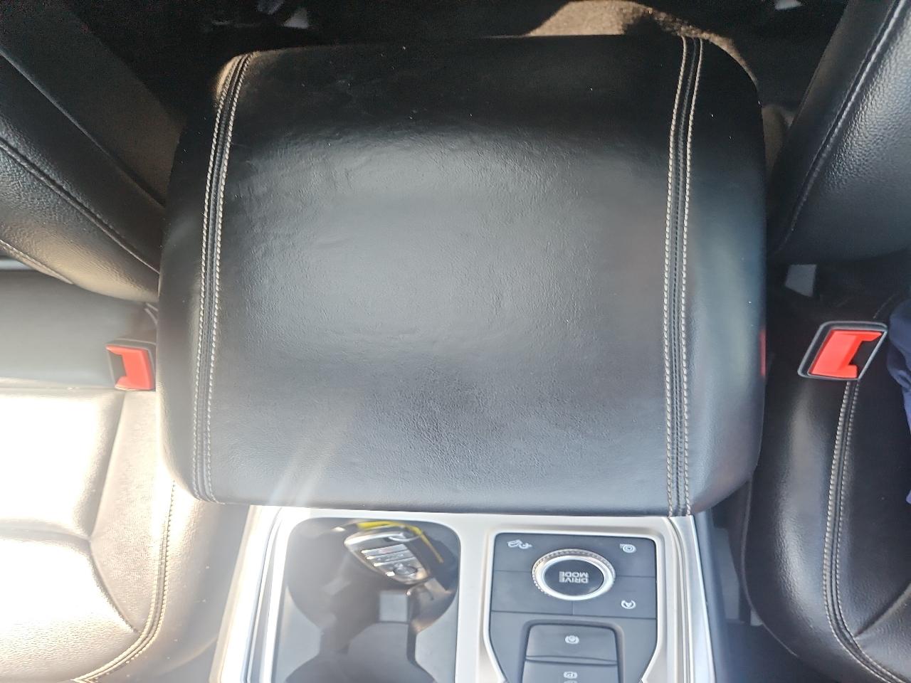 Ford Explorer XLT 4WD 2020