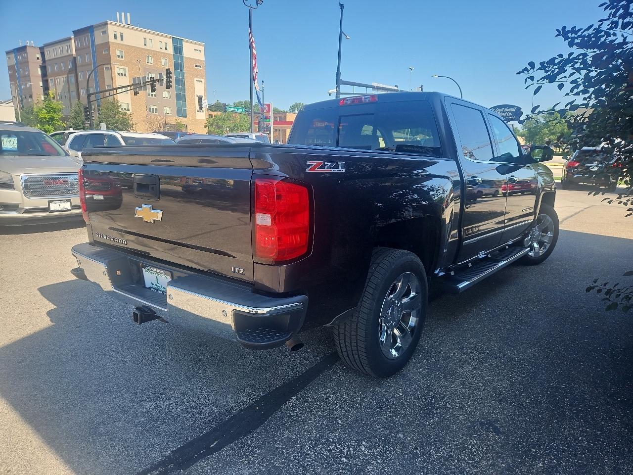 Chevrolet Silverado 1500 4WD Crew Cab 143.5" LTZ w/2LZ 2015
