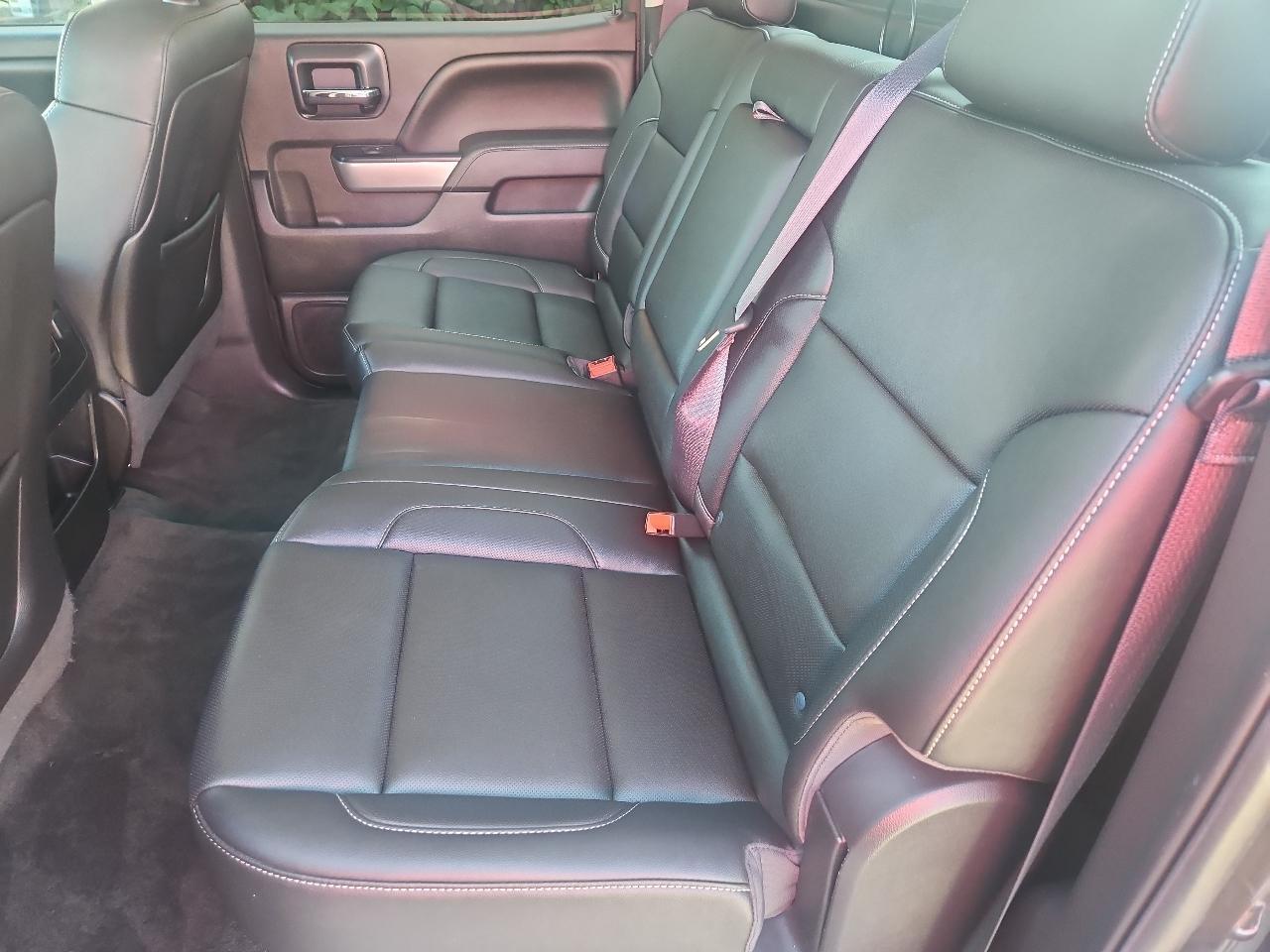 Chevrolet Silverado 1500 4WD Crew Cab 143.5" LTZ w/2LZ 2015