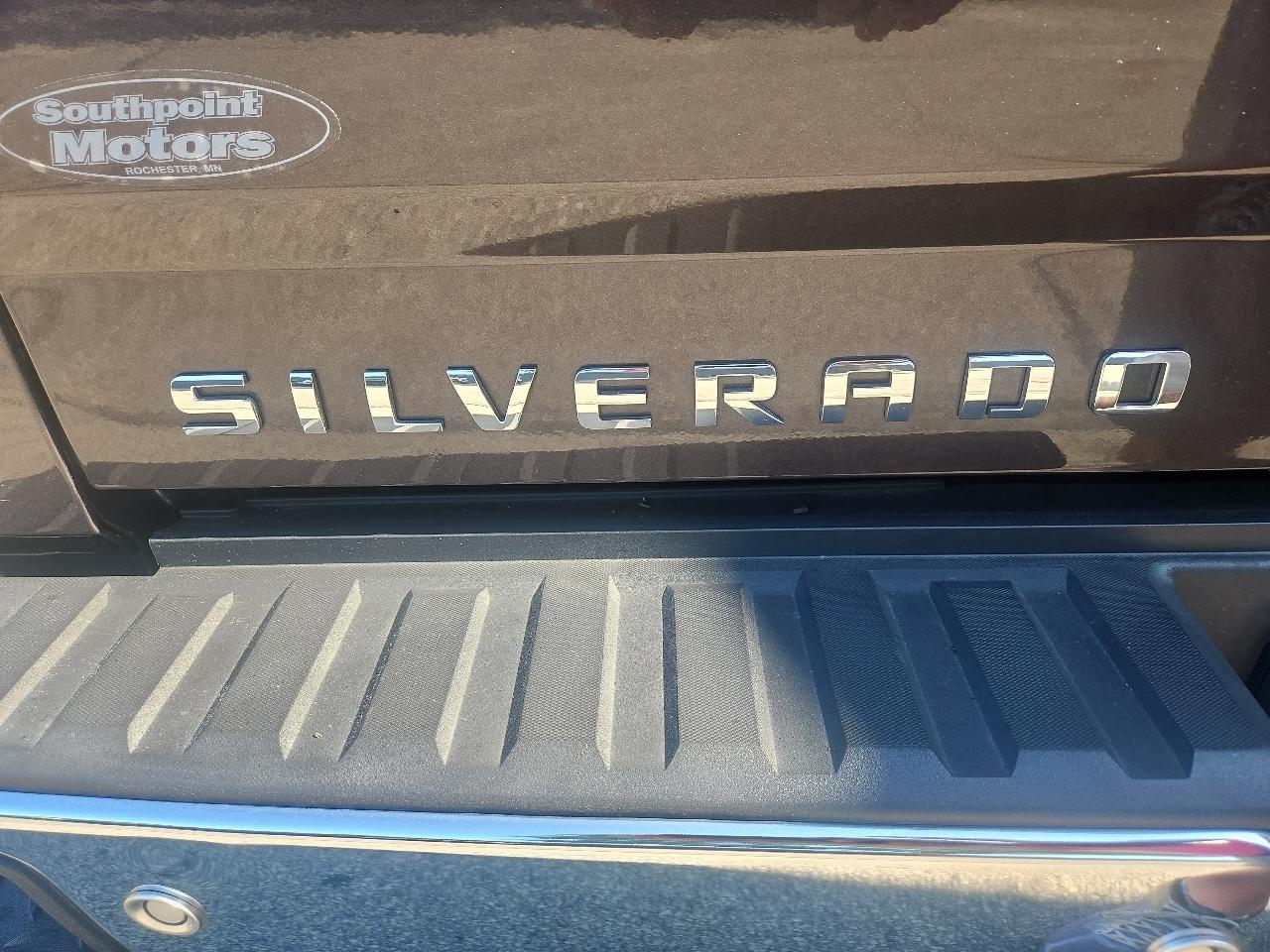Chevrolet Silverado 1500 4WD Crew Cab 143.5" LTZ w/2LZ 2015