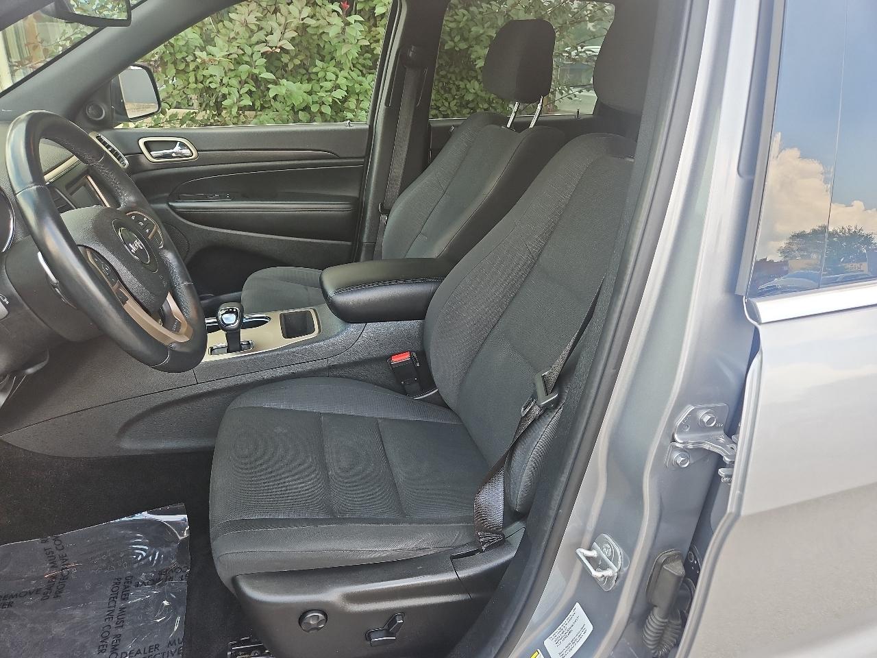 Jeep Grand Cherokee 4WD 4dr Laredo 2014