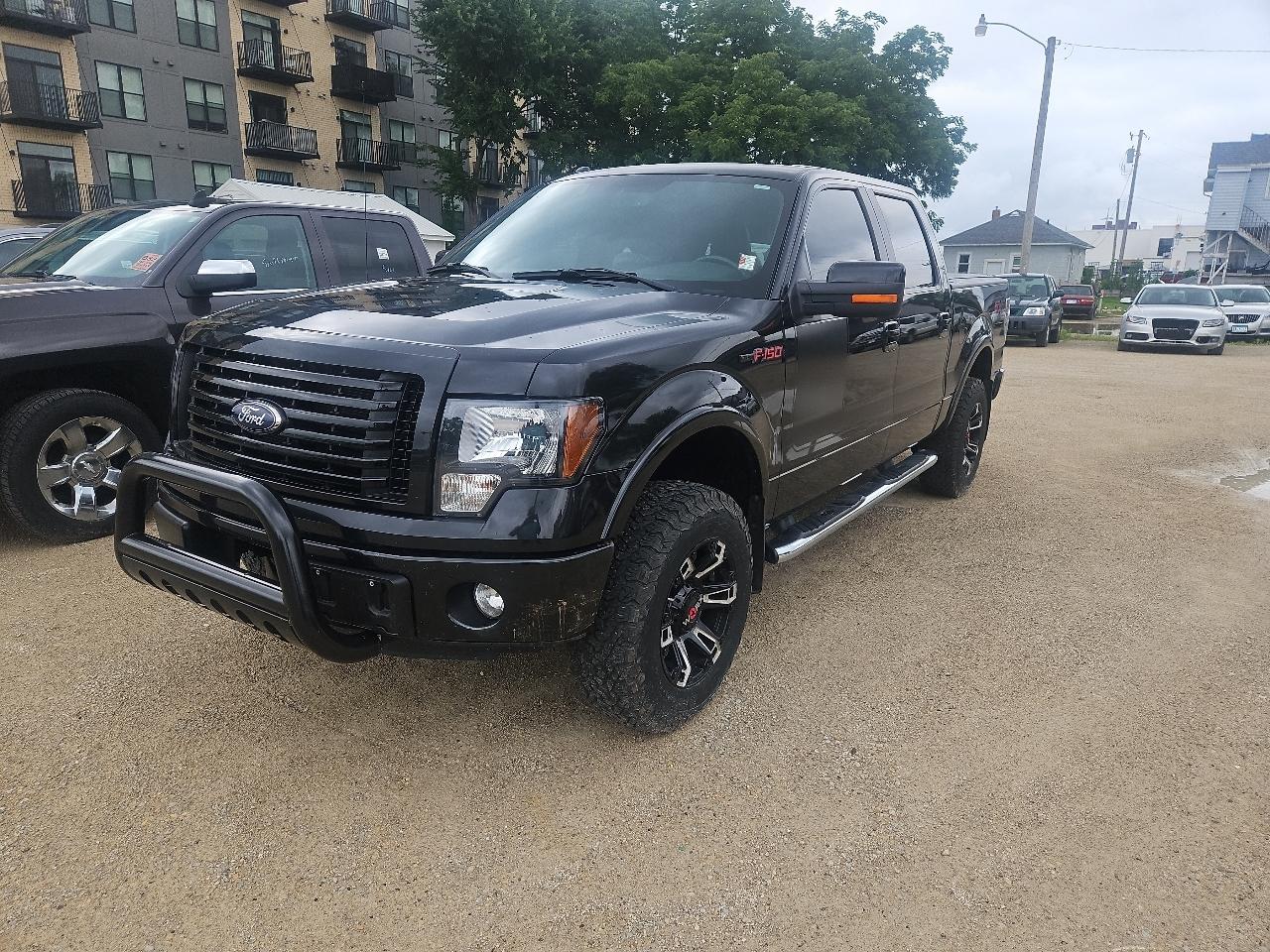 Ford F-150 4WD SuperCrew 145" Platinum 2012