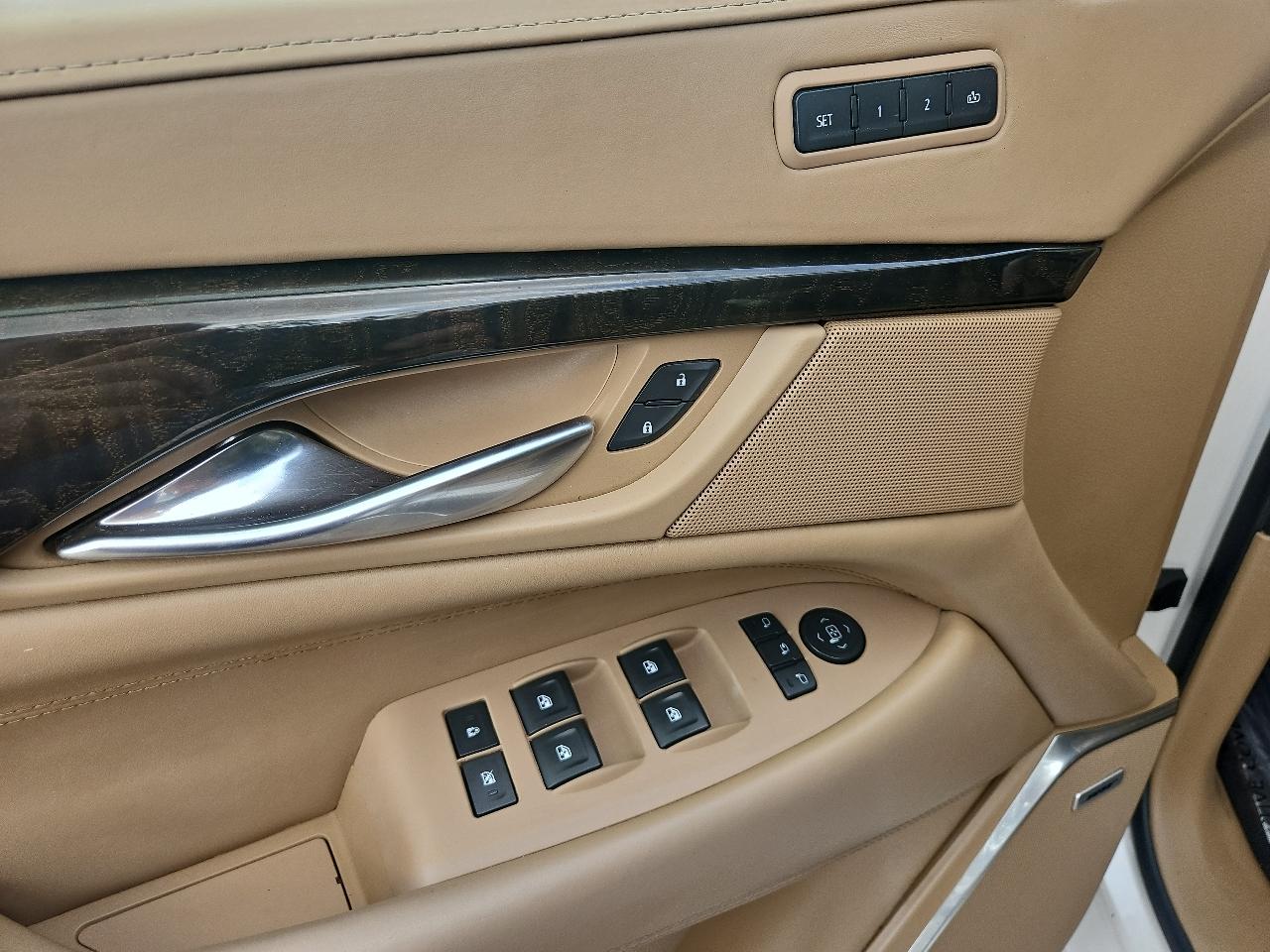 Cadillac Escalade 4WD 4dr Platinum 2019