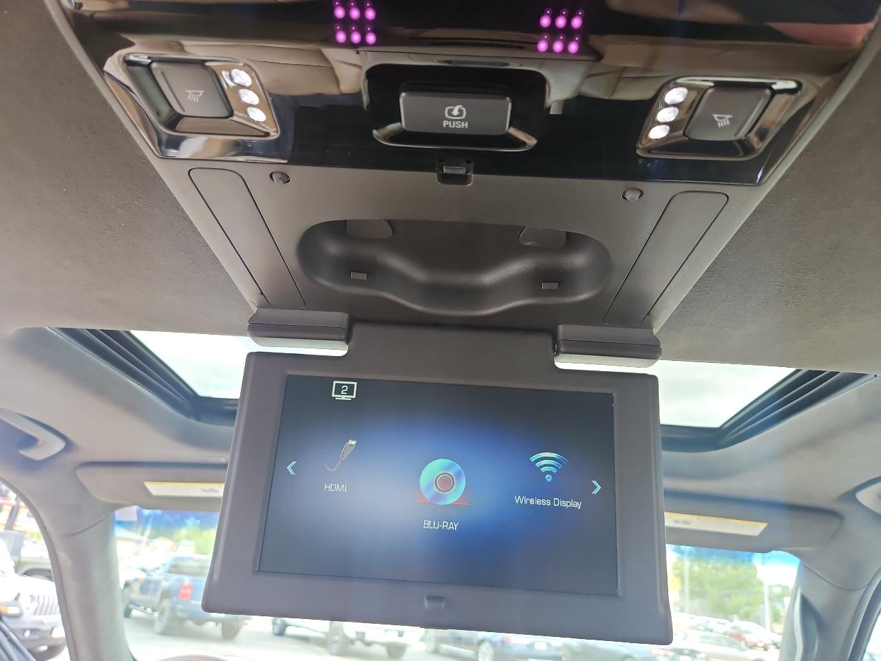 Cadillac Escalade 4WD 4dr Platinum 2019