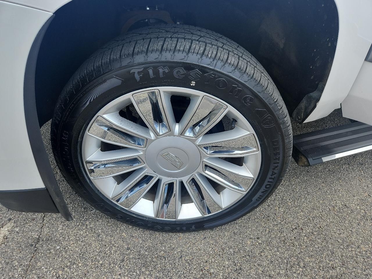 Cadillac Escalade 4WD 4dr Platinum 2019