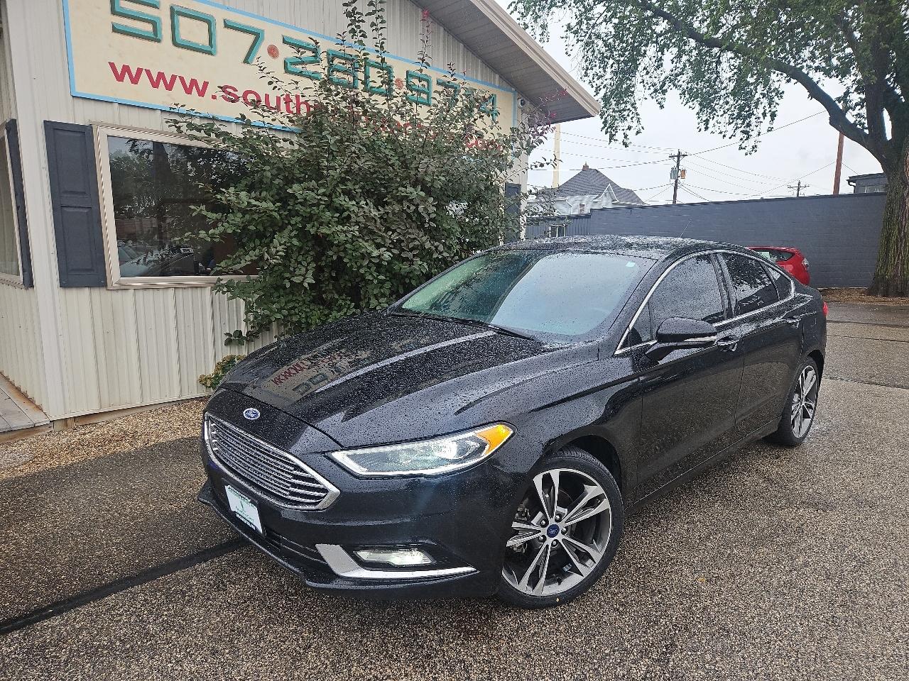 Ford Fusion Titanium FWD 2017