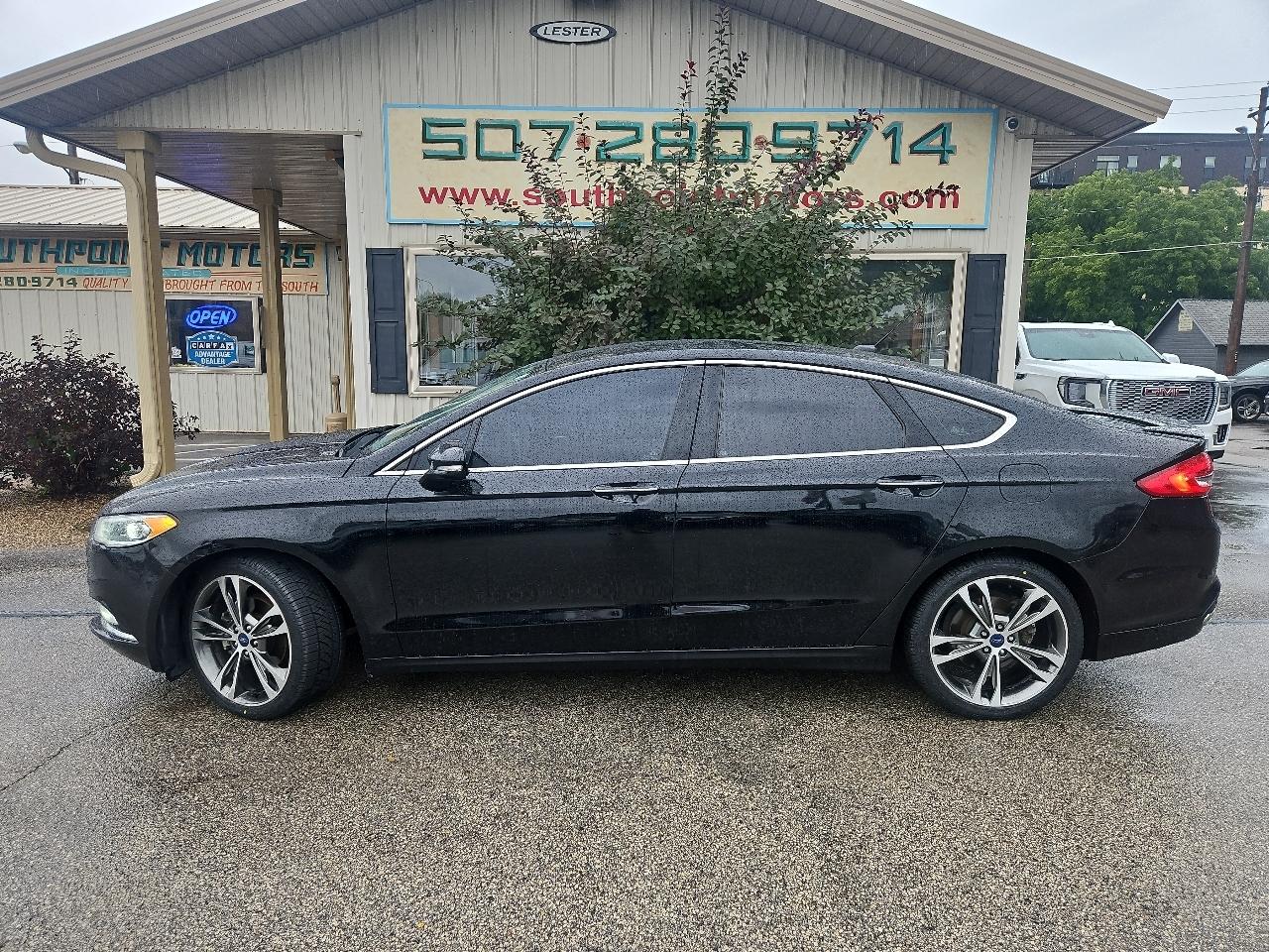 Ford Fusion Titanium FWD 2017