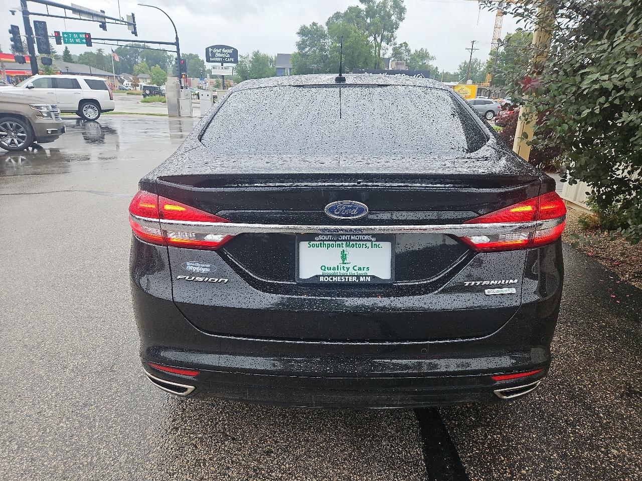 Ford Fusion Titanium FWD 2017
