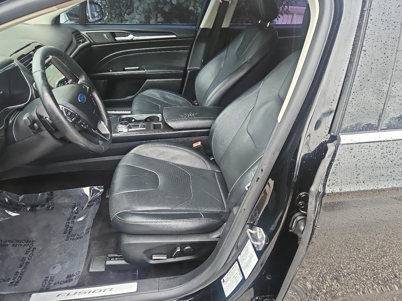 Ford Fusion Titanium FWD 2017