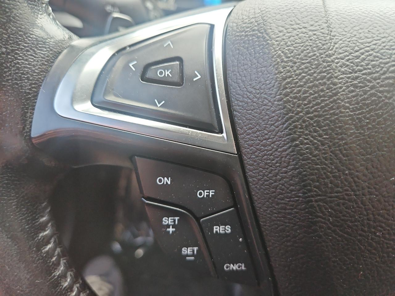 Ford Fusion Titanium FWD 2017