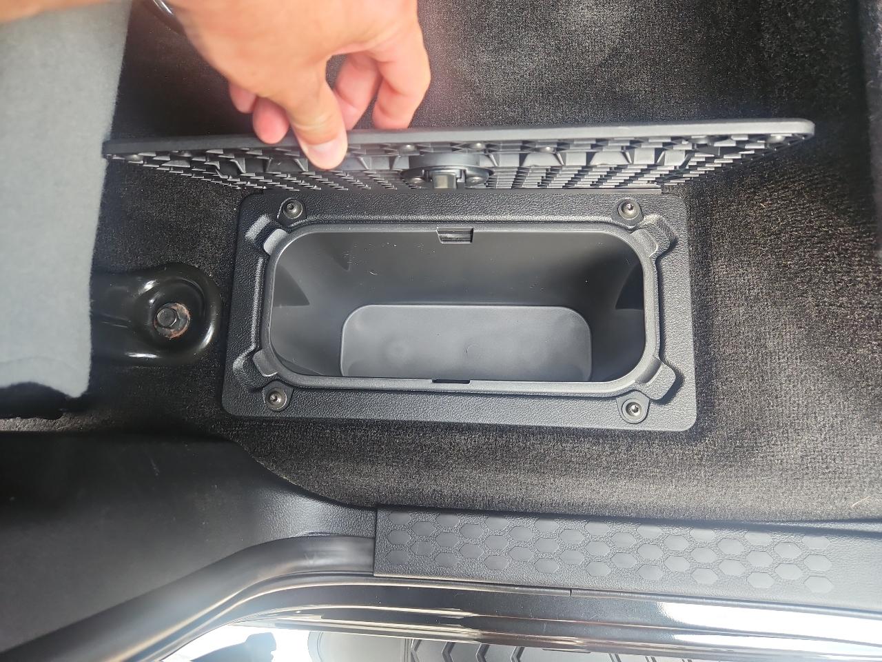 RAM 1500 4WD Crew Cab 140.5" Big Horn 2015