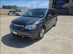 2016 Chrysler Town & Country 