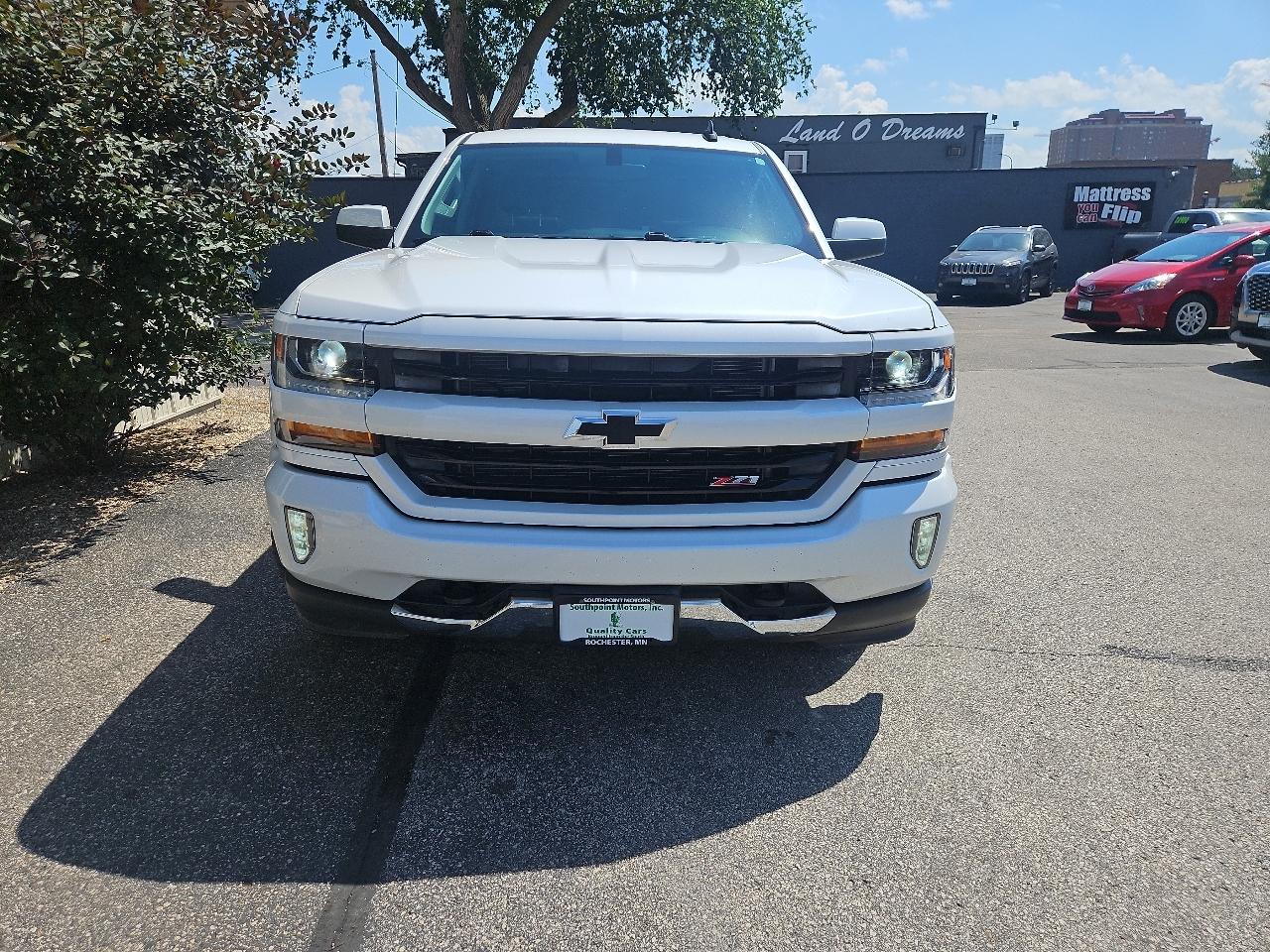 Chevrolet Silverado 1500 4WD Crew Cab 143.5" LT w/2LT 2016