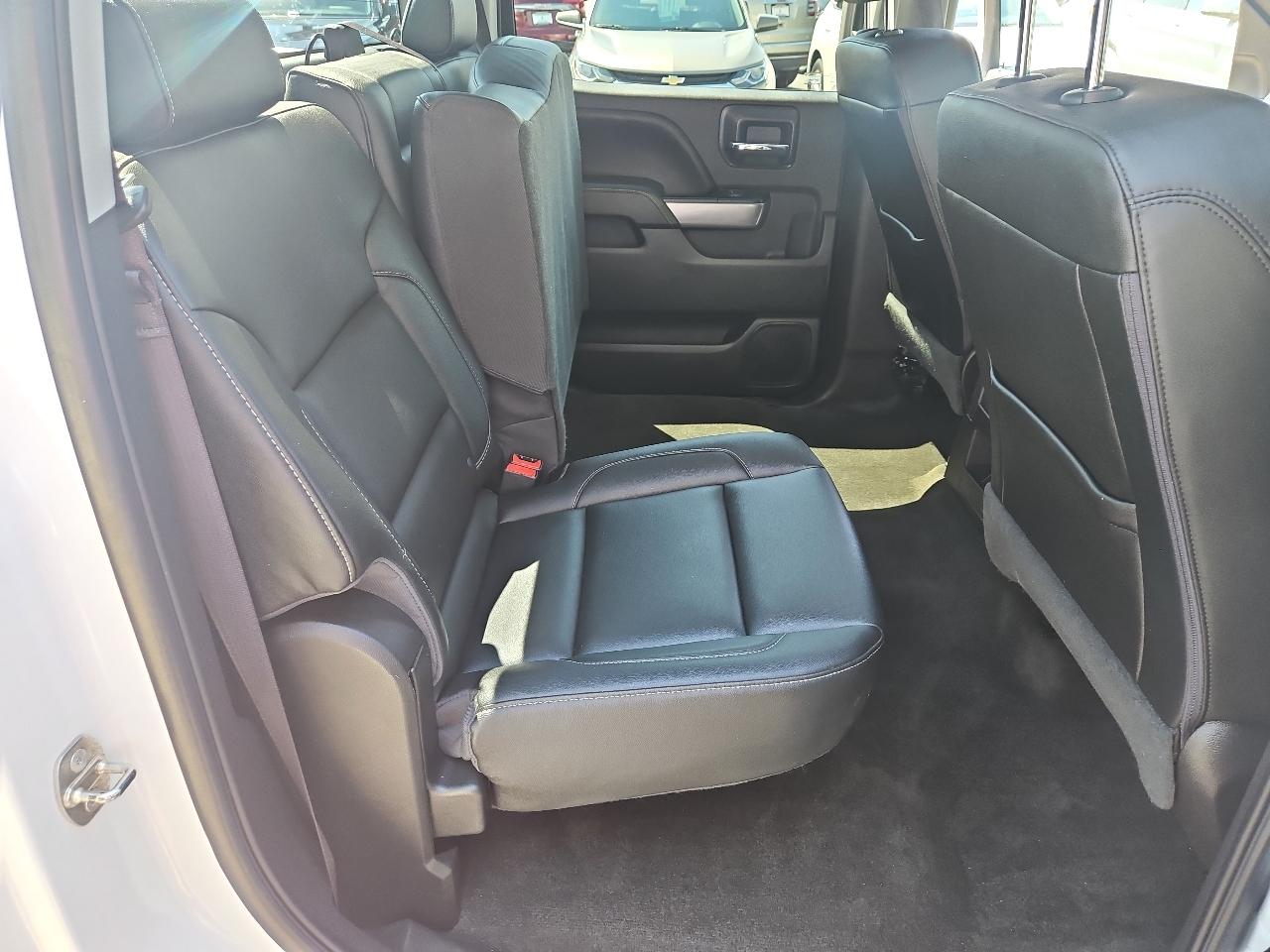 Chevrolet Silverado 1500 4WD Crew Cab 143.5" LT w/2LT 2016