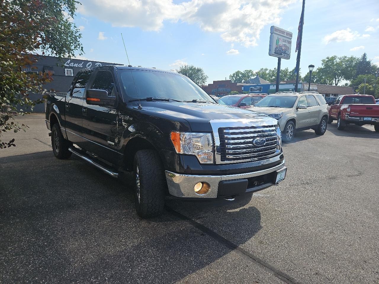 Ford F-150 Supercab 139" XLT 4WD 2011
